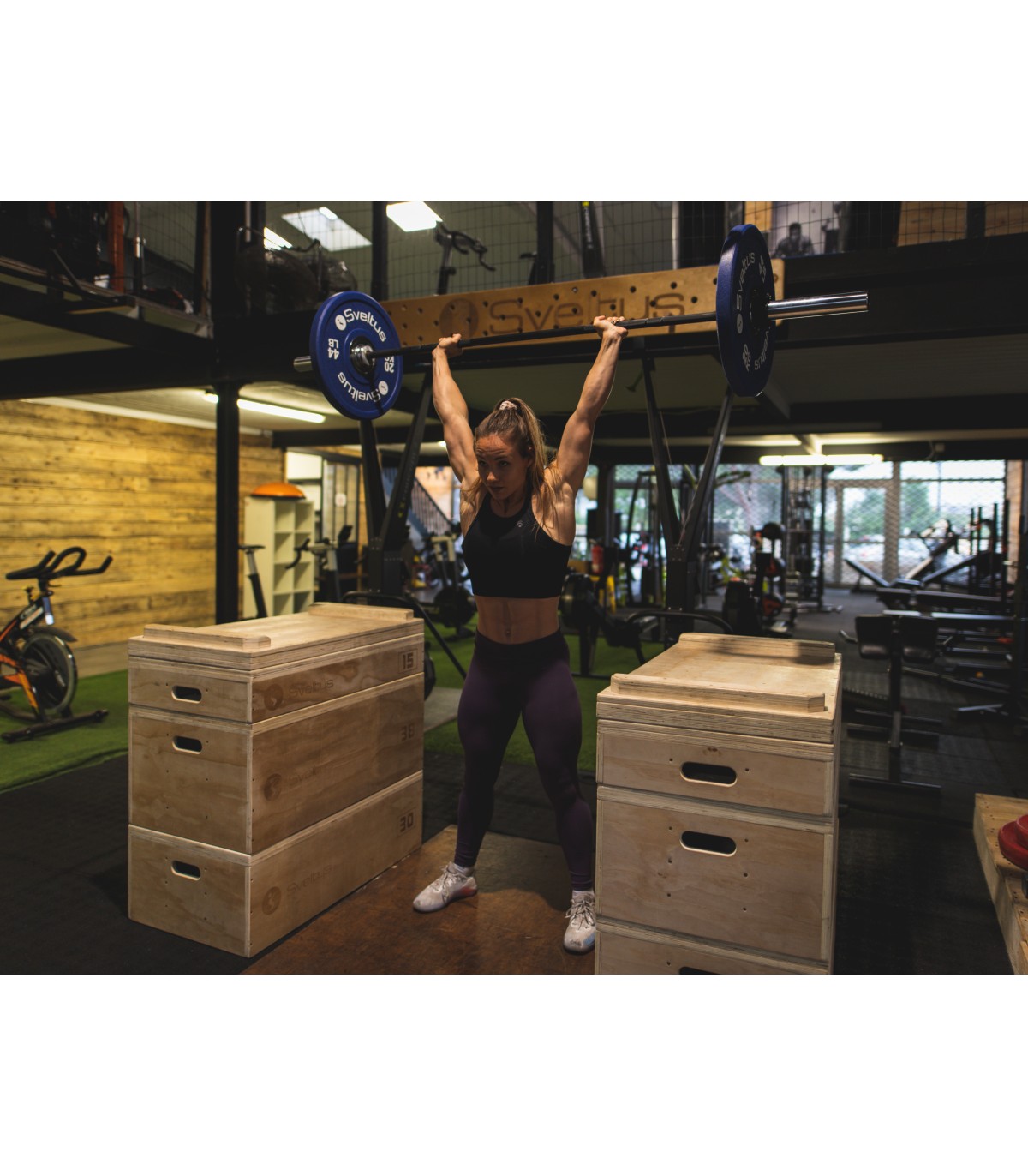 Barre Olympique V2 15 Kg – Acier Revêtu Cérakote, 215K PSI, 8 Roulements, Idéale Cross Training & Haltérophilie Professionnelle